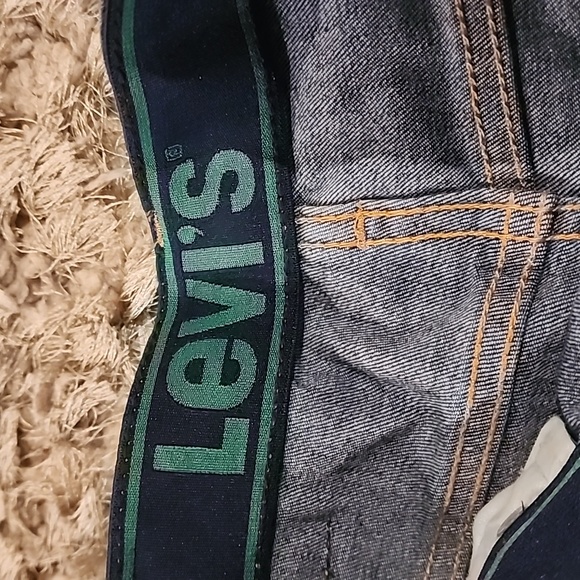 LEVI'S - Picture 2 of 5